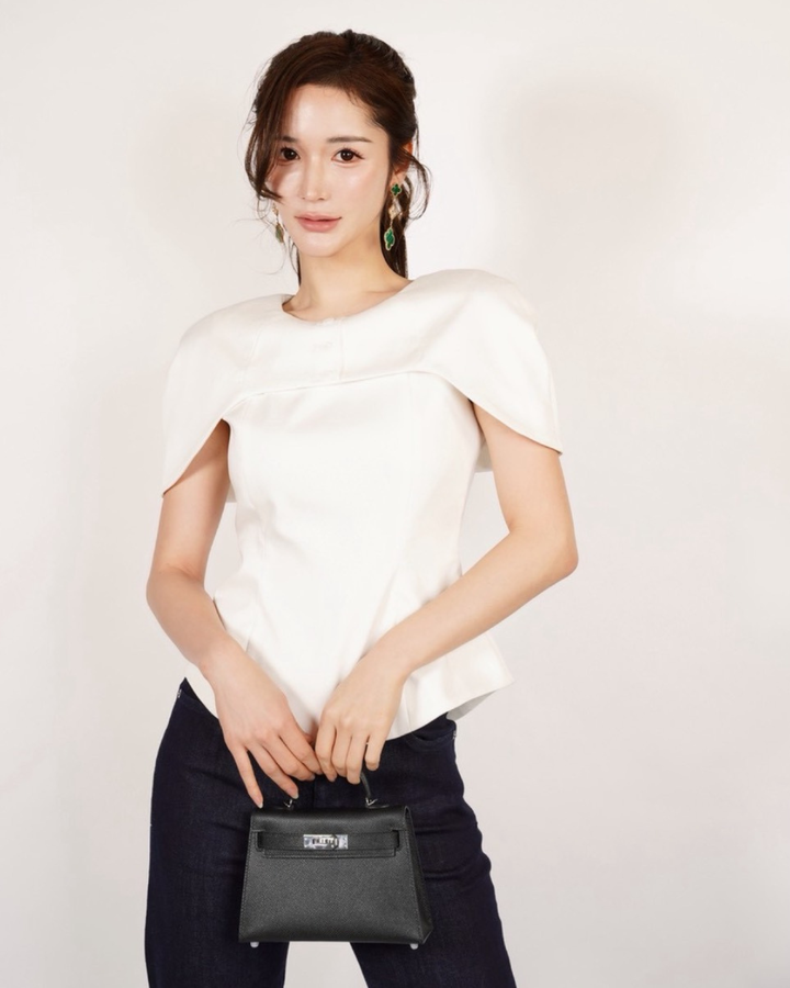 【即日発送】Noir Cape Line Blouse