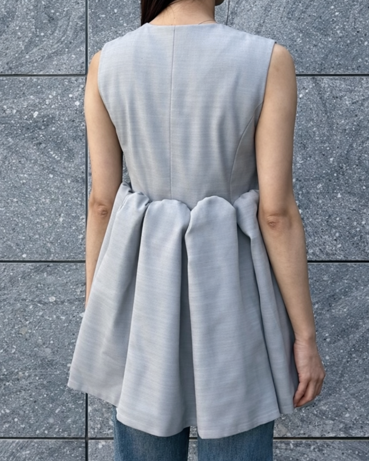 【５月中旬発送】Sleeveless Balloon Peplum Top