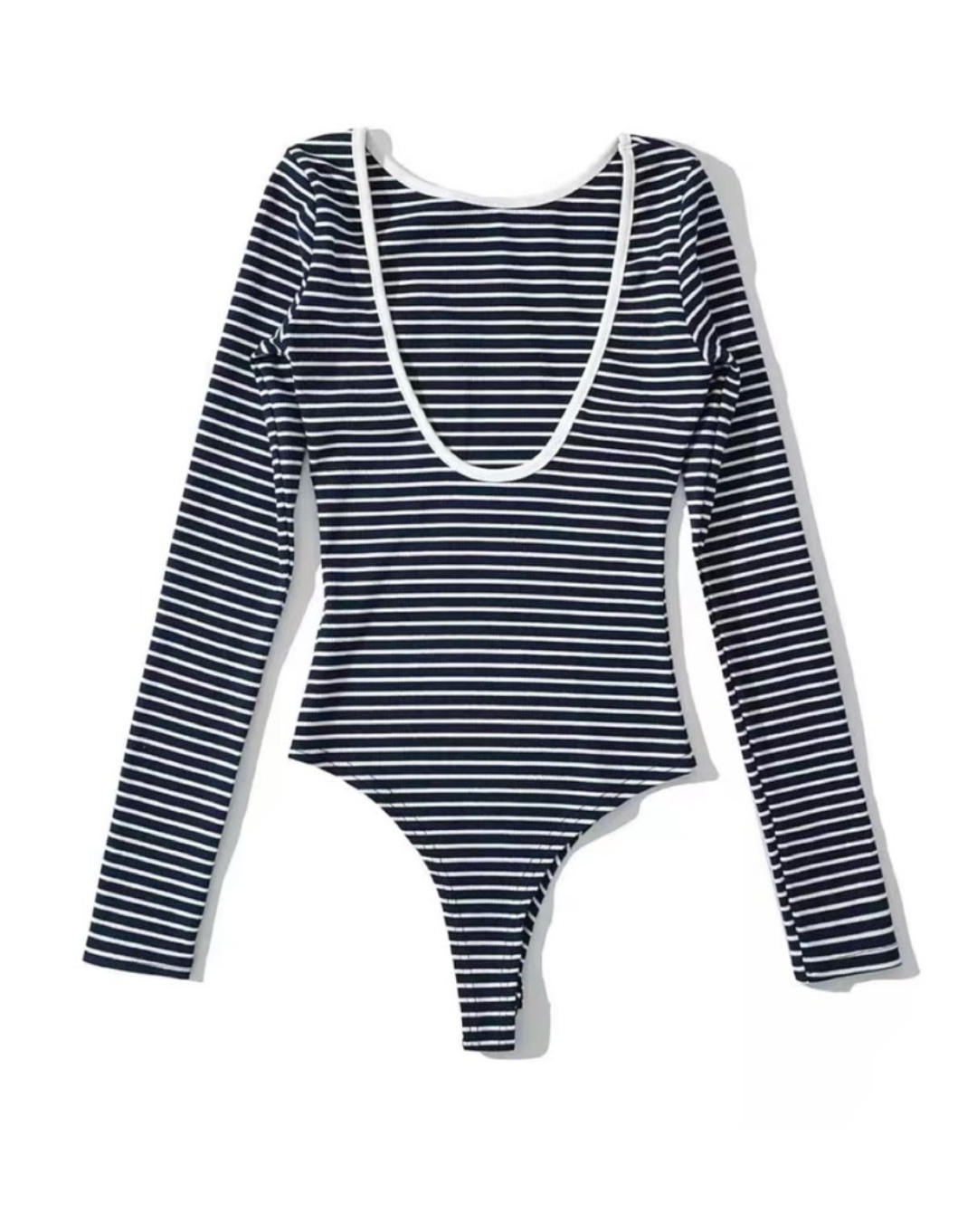 后开T恤（边框）