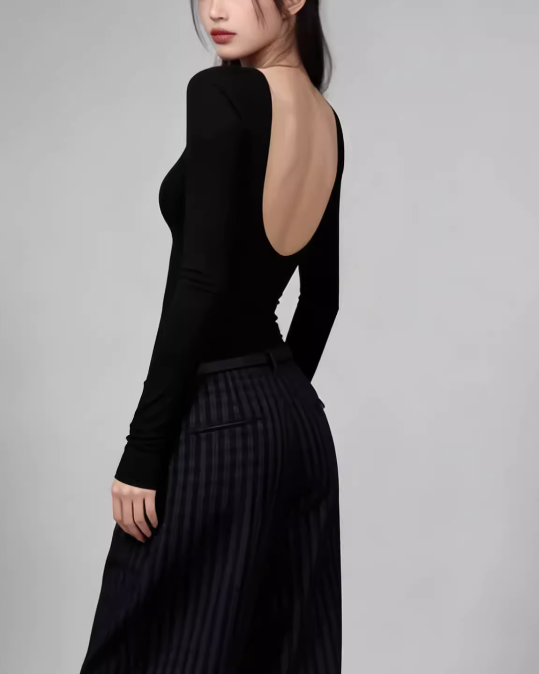 【即日発送】バックオープンブラ付きTシャツ