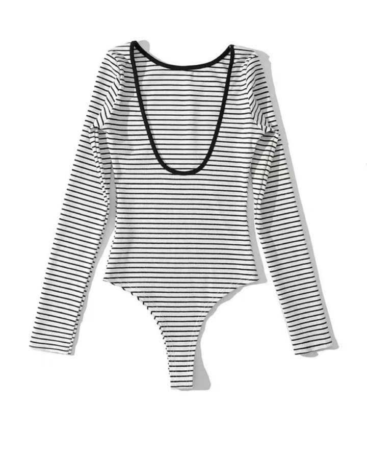 后开T恤（边框）