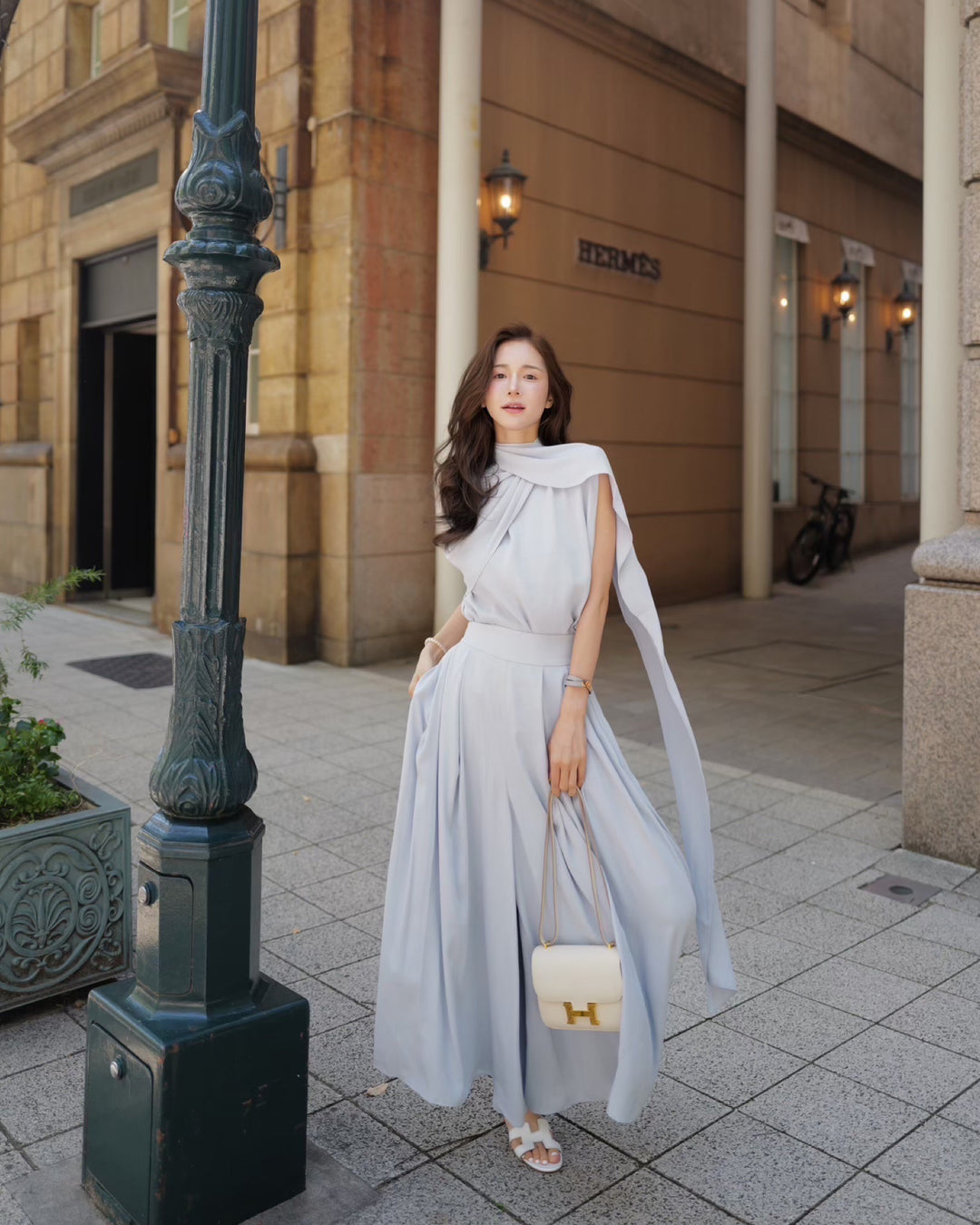 【3月末発送】Matte satin blouse with stole