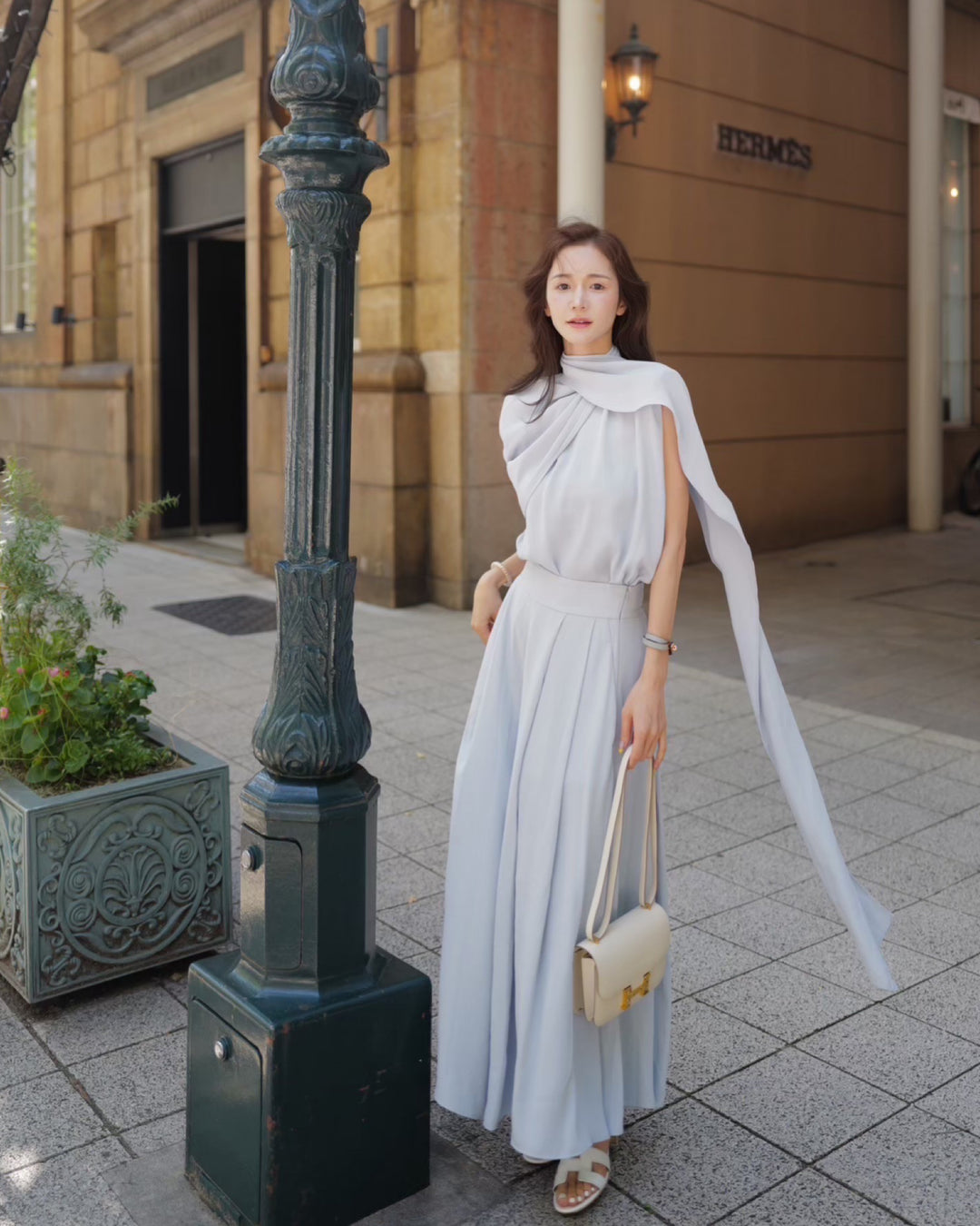 【3月末発送】Matte satin blouse with stole