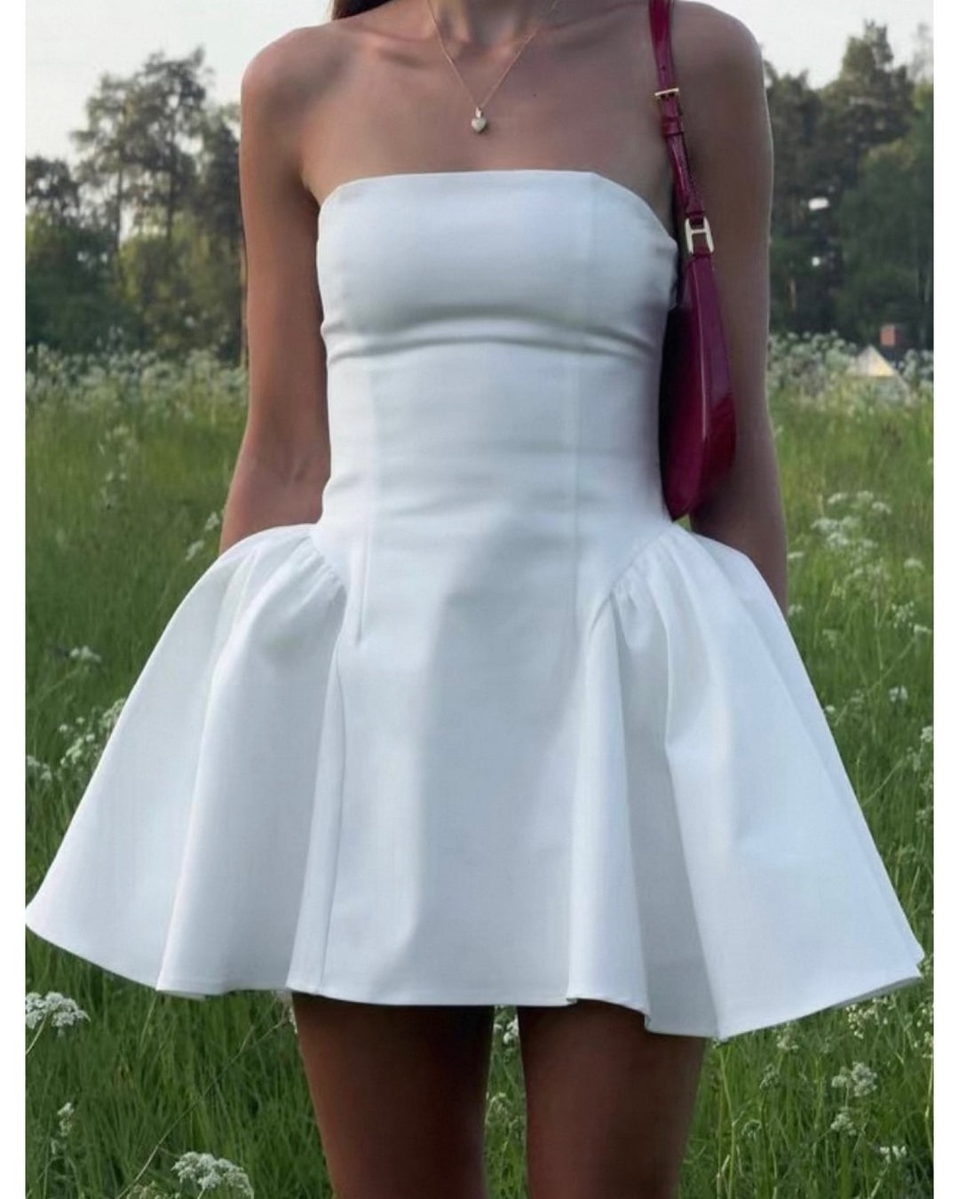 【Sサイズ即日発送】チューブトップペプラムワンピース（カップ付き）