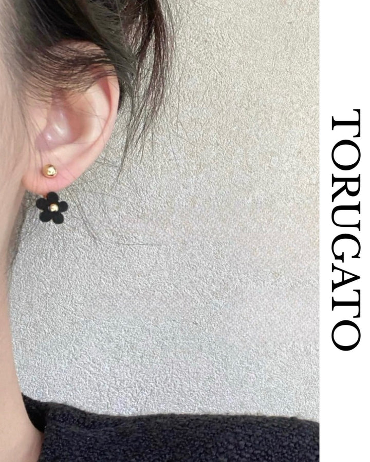 フラワードロップピアス