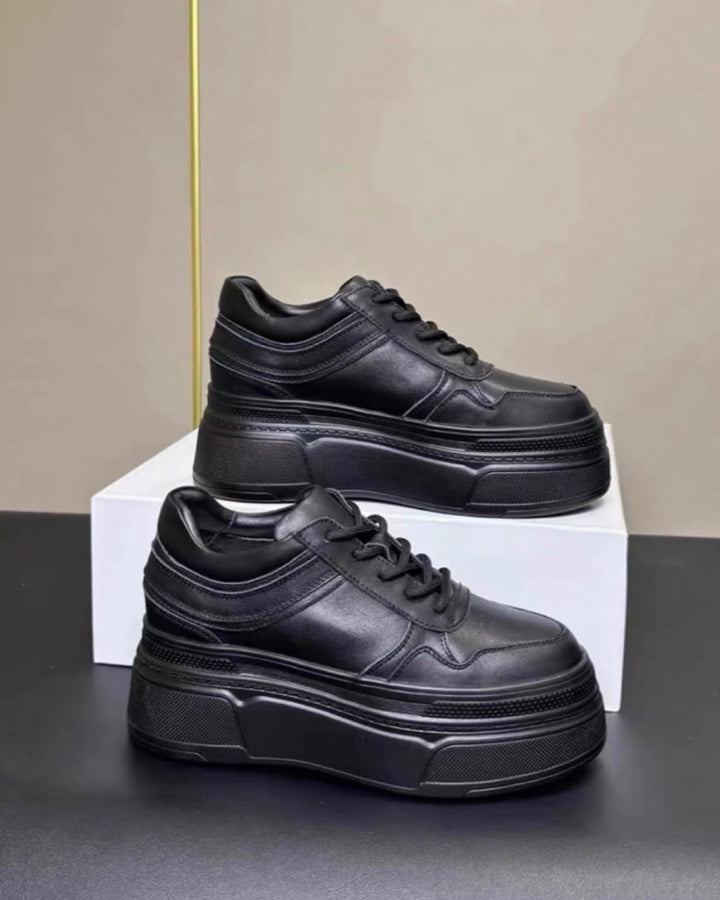 スタイルアップ厚底スニーカー