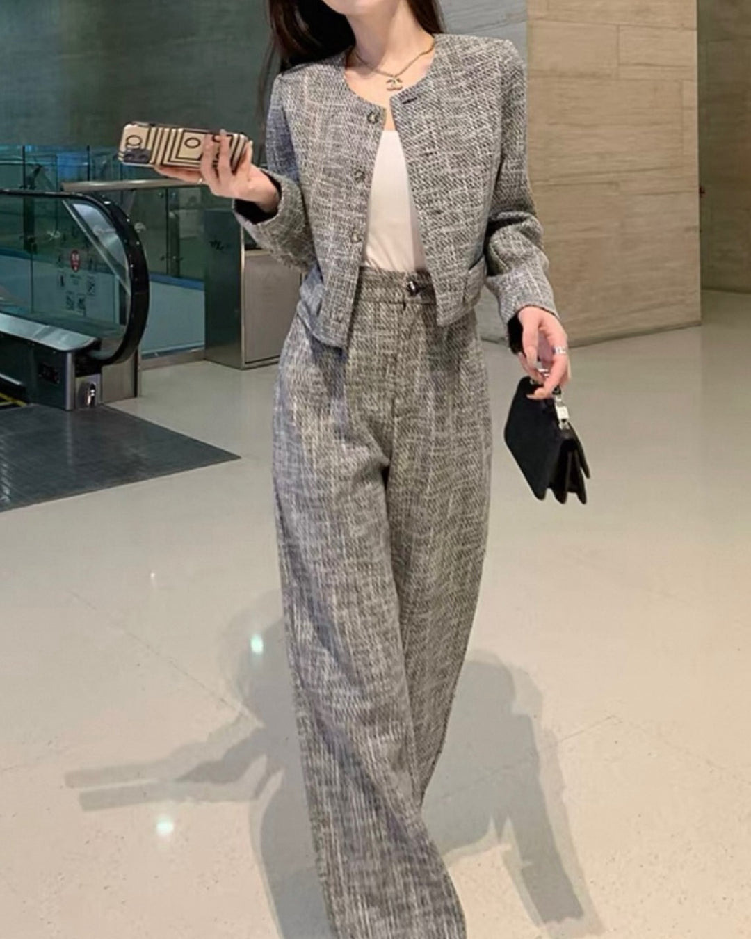 ノーカラーツイードセットアップ