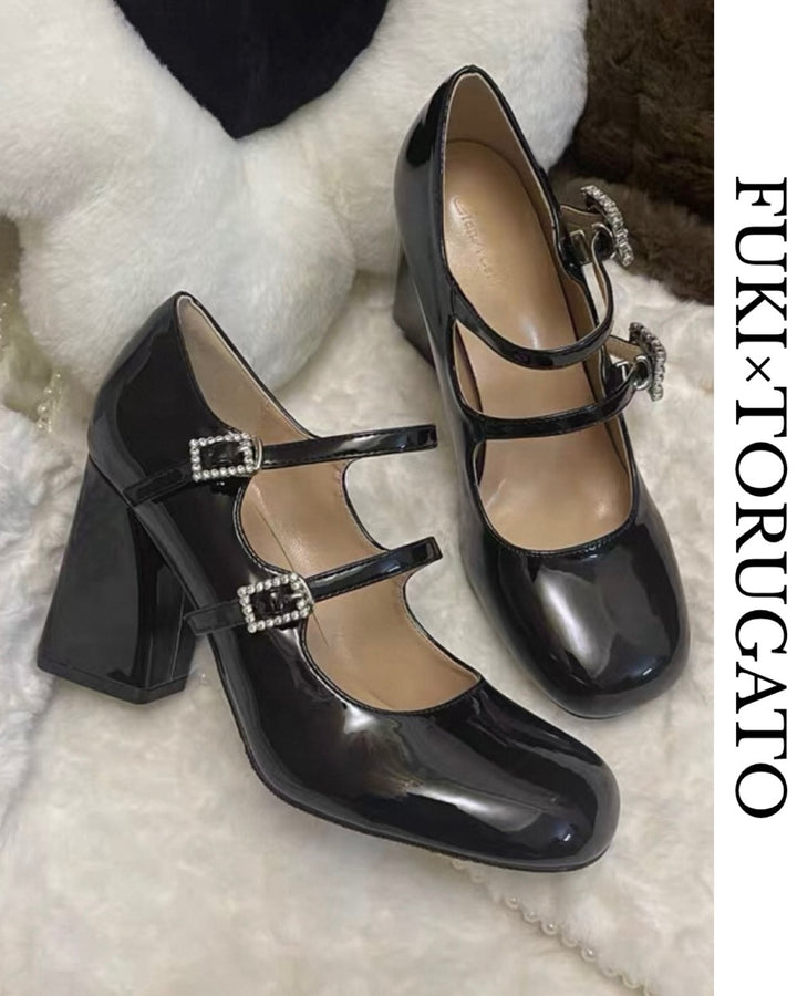 ラウンドトゥーパンプス