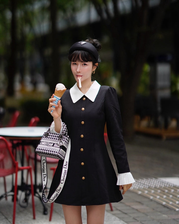 クラシックカラーボタンワンピース