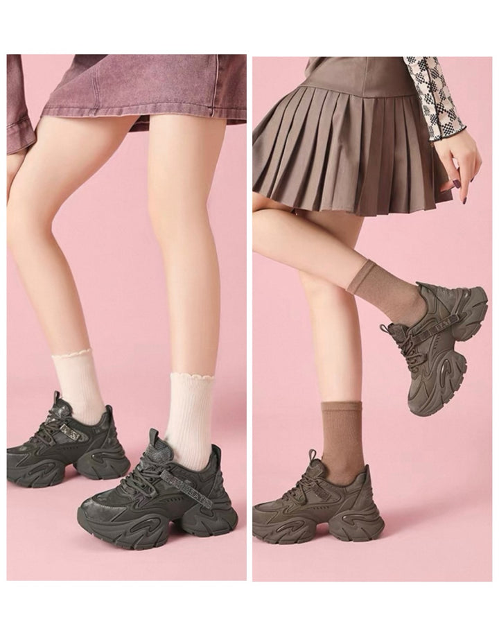 ハイテクダッド厚底スニーカー