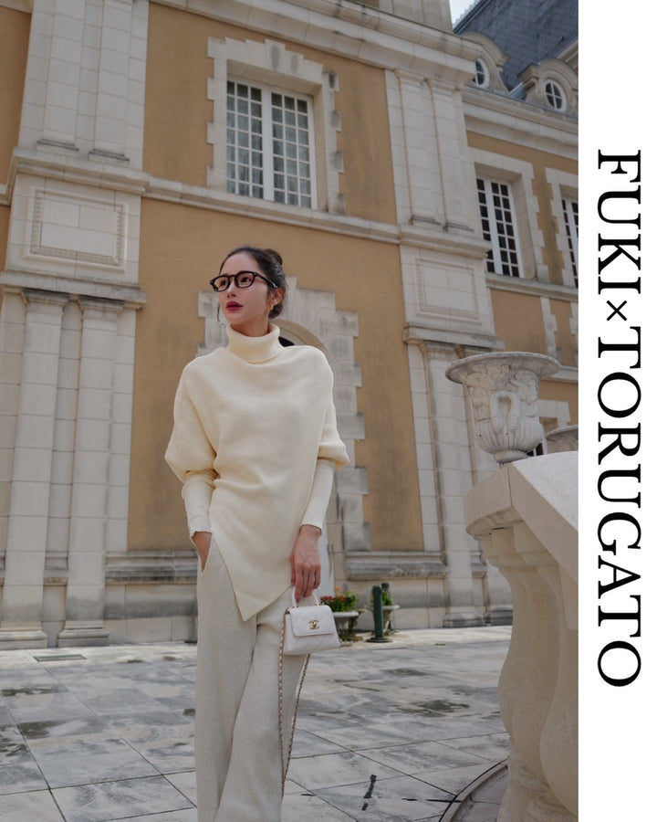 【ホワイト即日発送】アシンメトリードレーピーニット