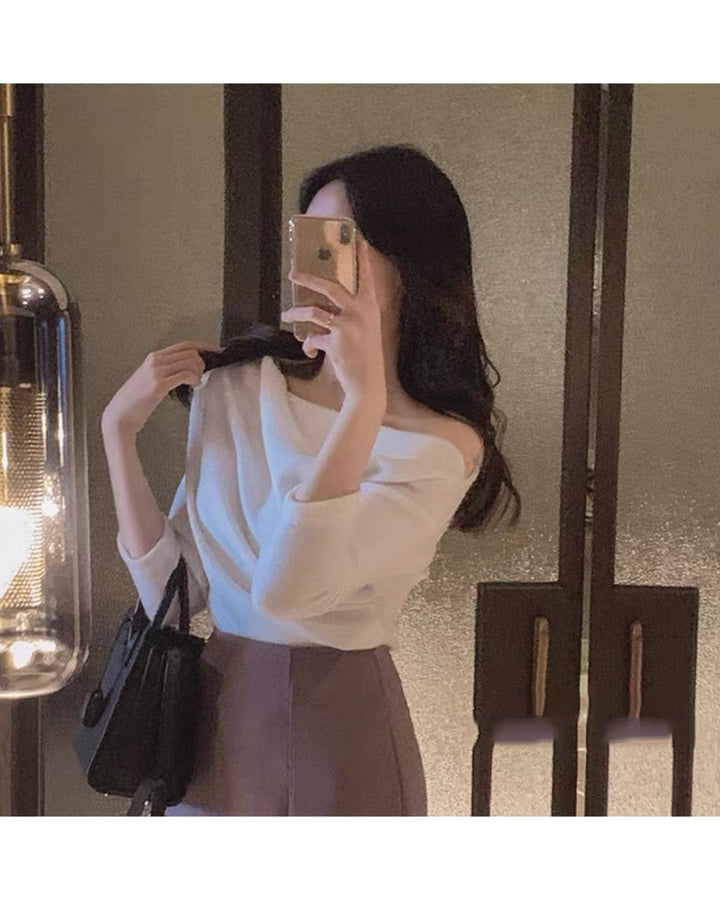 ドレープショルダーニットトップス