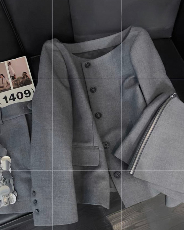 ケープショルダージャケットセットアップ