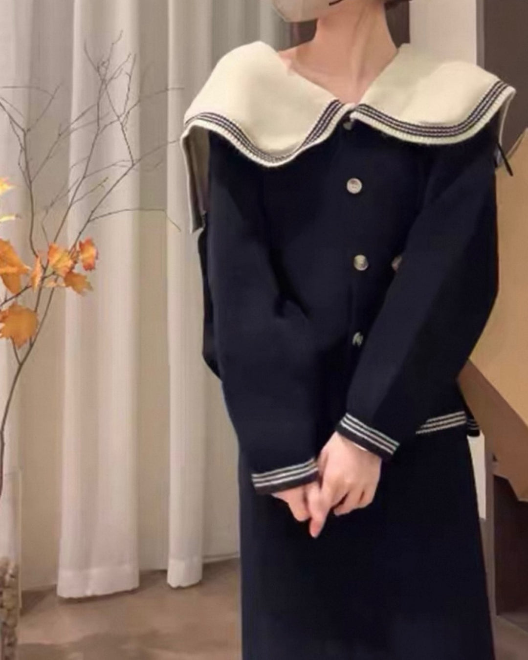 セーラーカラーニットトップス