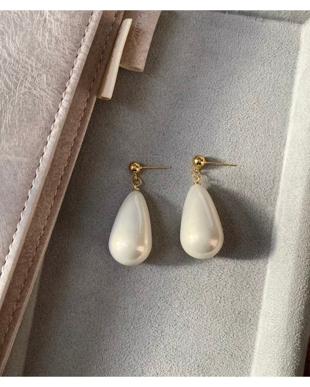 ドロップパールボールピアス