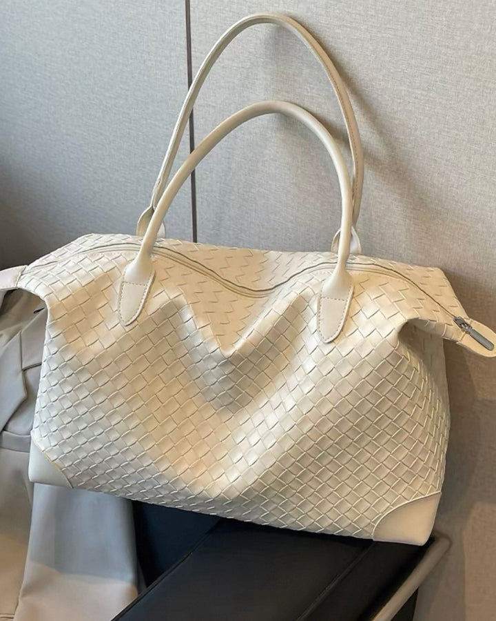 イントレチャートボストントートバッグ