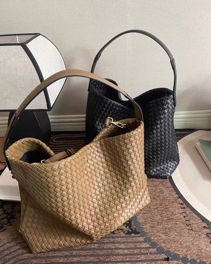 イントレチャートワンショルダートートバッグ