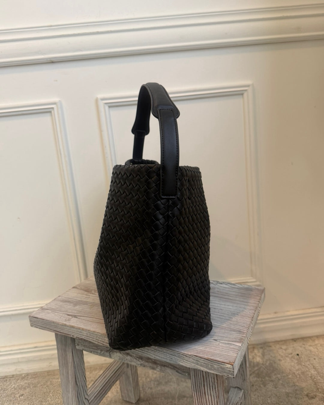 イントレチャートワンショルダートートバッグ