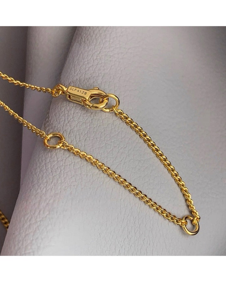 スクエアイニシャルネックレス