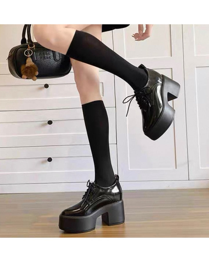 チャンキーヒールレースアップシューズ