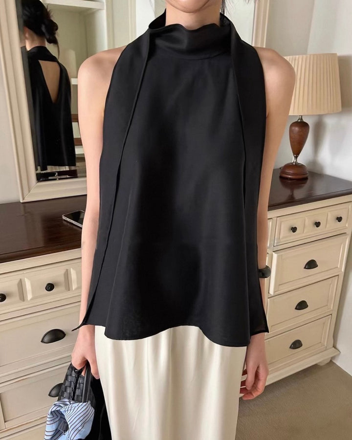 ホルターネックフレアブラウス