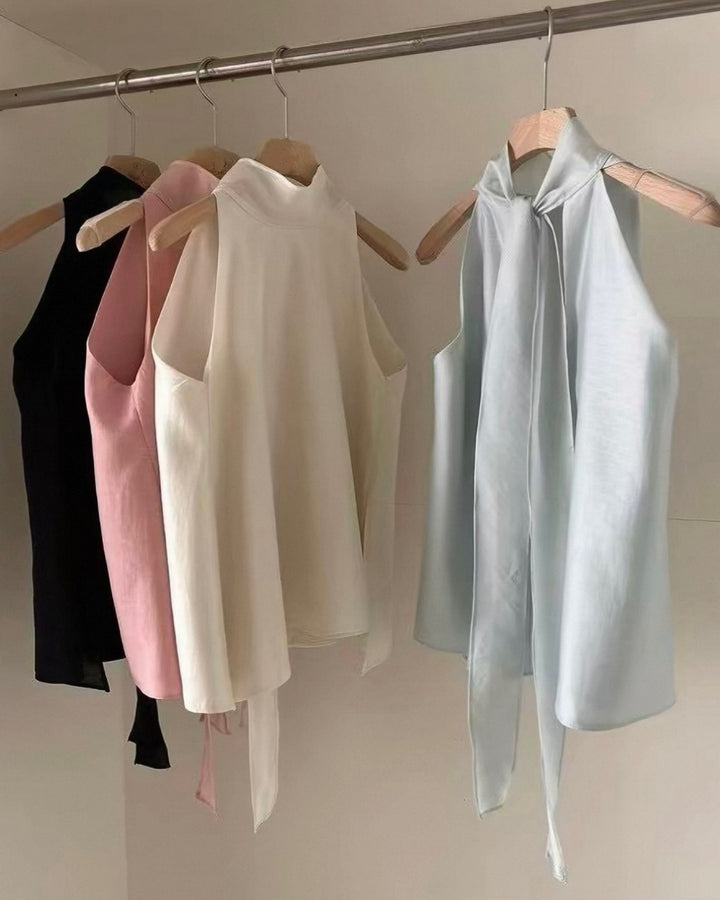 ホルターネックフレアブラウス