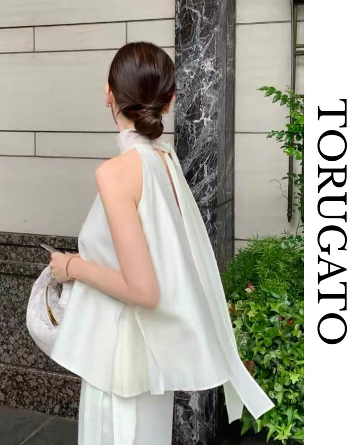 ホルターネックフレアブラウス