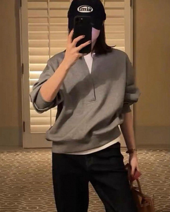 フレンチVスリットスウェット