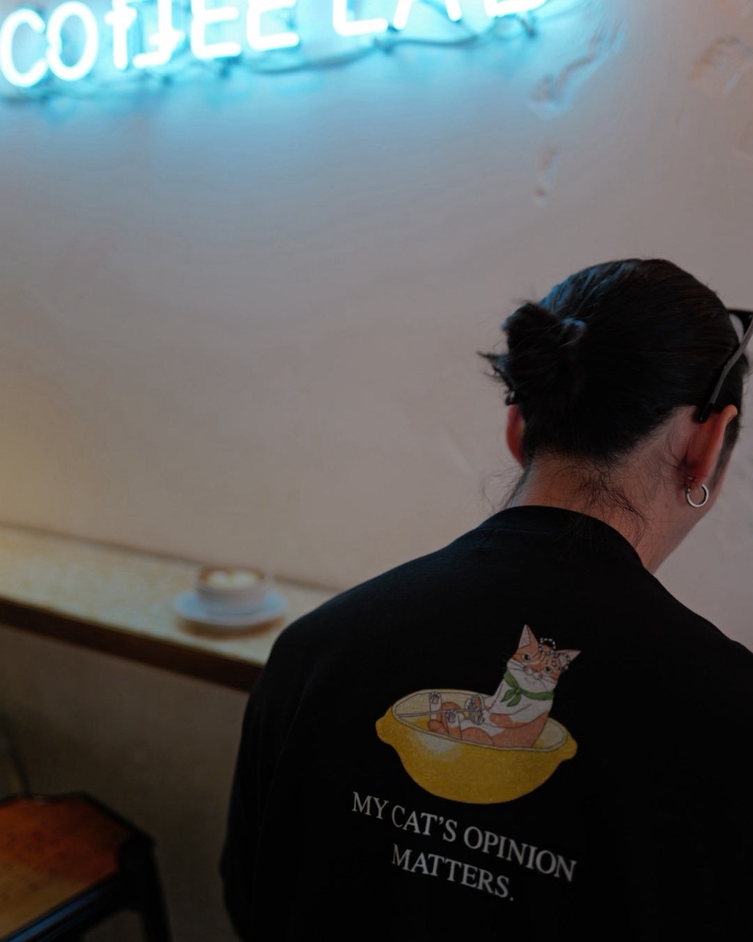 【即日発送】Cat Bath Back Print Tee