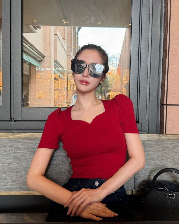 スクエアネックTシャツ（半袖）