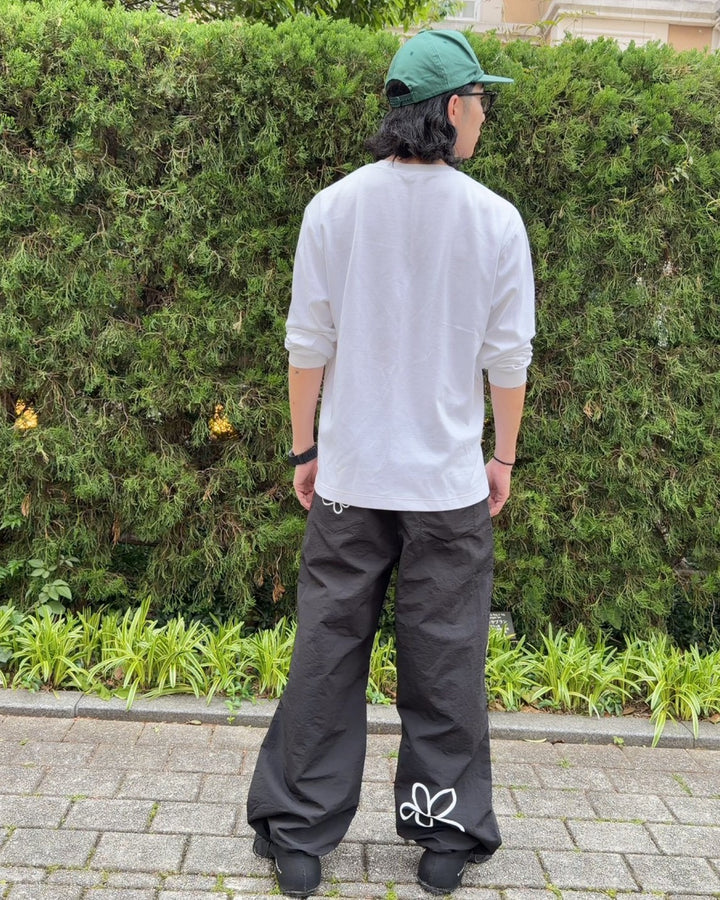 フラワーラインナイロンワイドパンツ