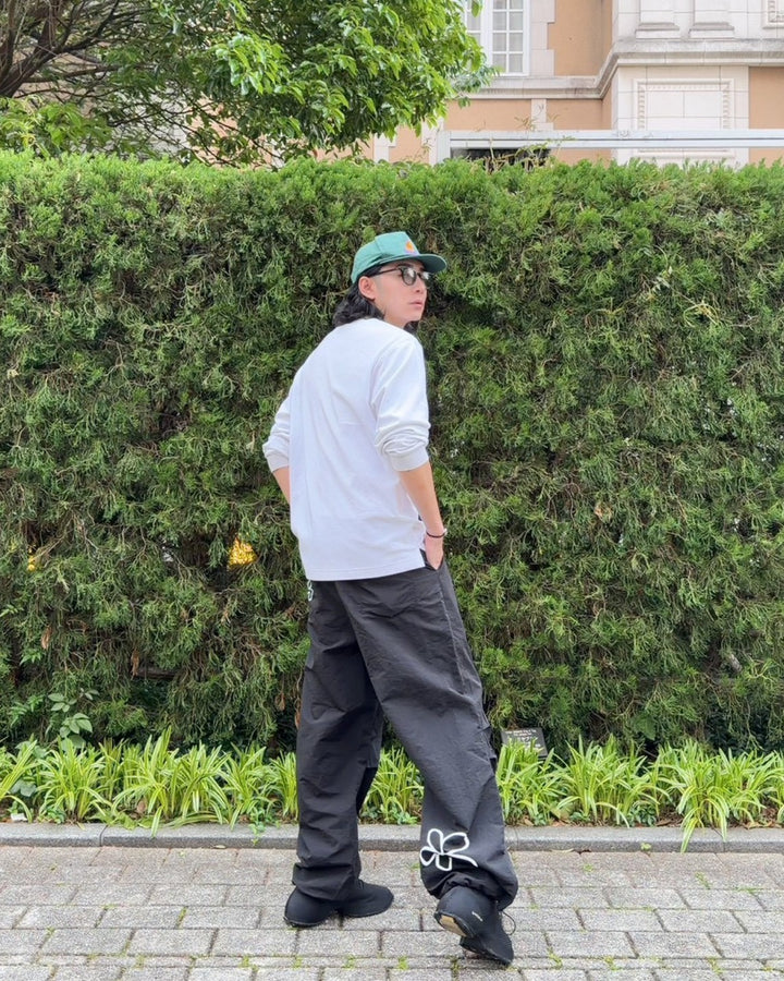 フラワーラインナイロンワイドパンツ