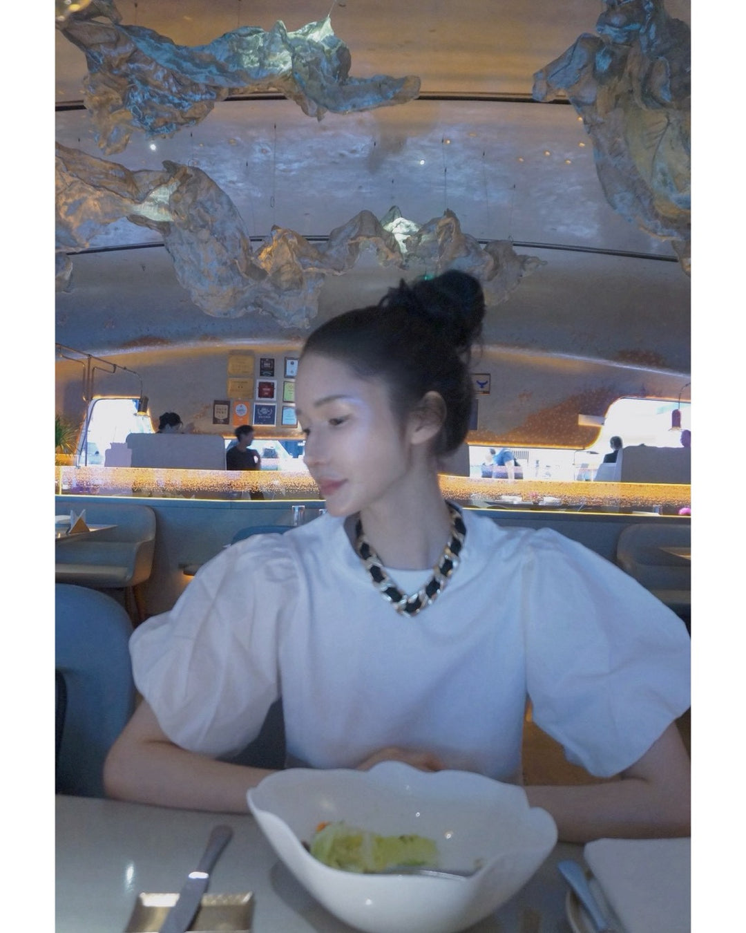 パフスリーブブラウス
