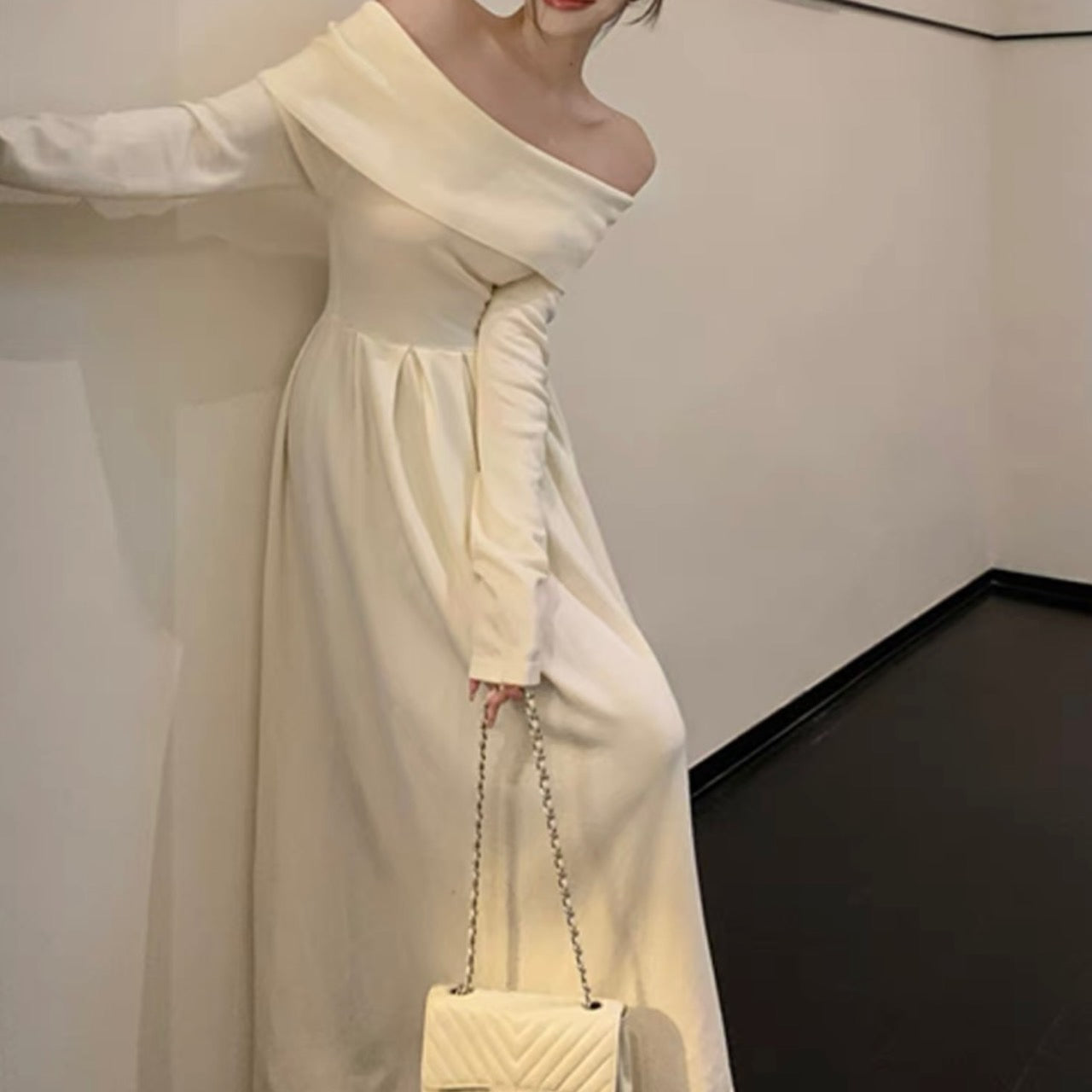 Sホワイト即日発送】オフショルダーニットワンピース – TORUGATO