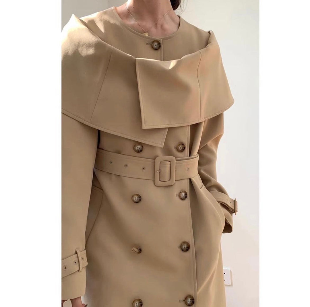 オフショルダートレンチコート