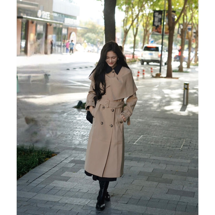 オフショルダートレンチコート
