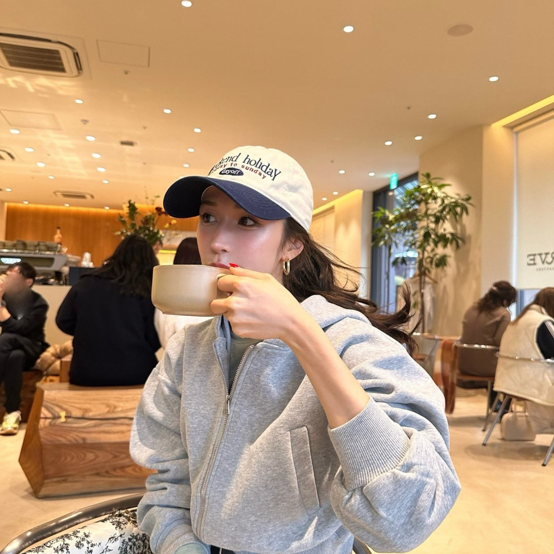 Two-tone baseball cap