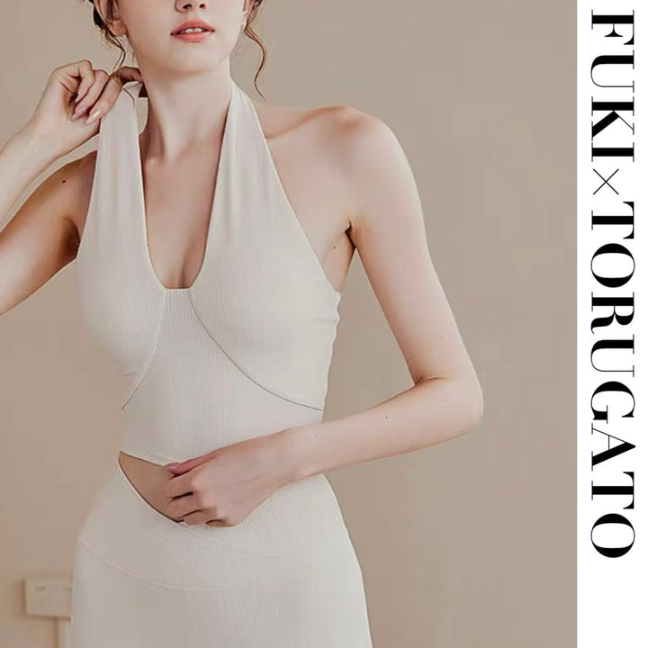 ホルターネックV首ウエア