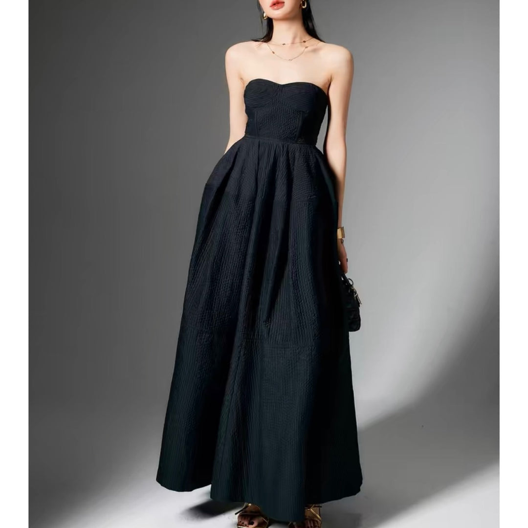 Tube top black flare dress TORUGATO Tube top black flare dress TORUGATO