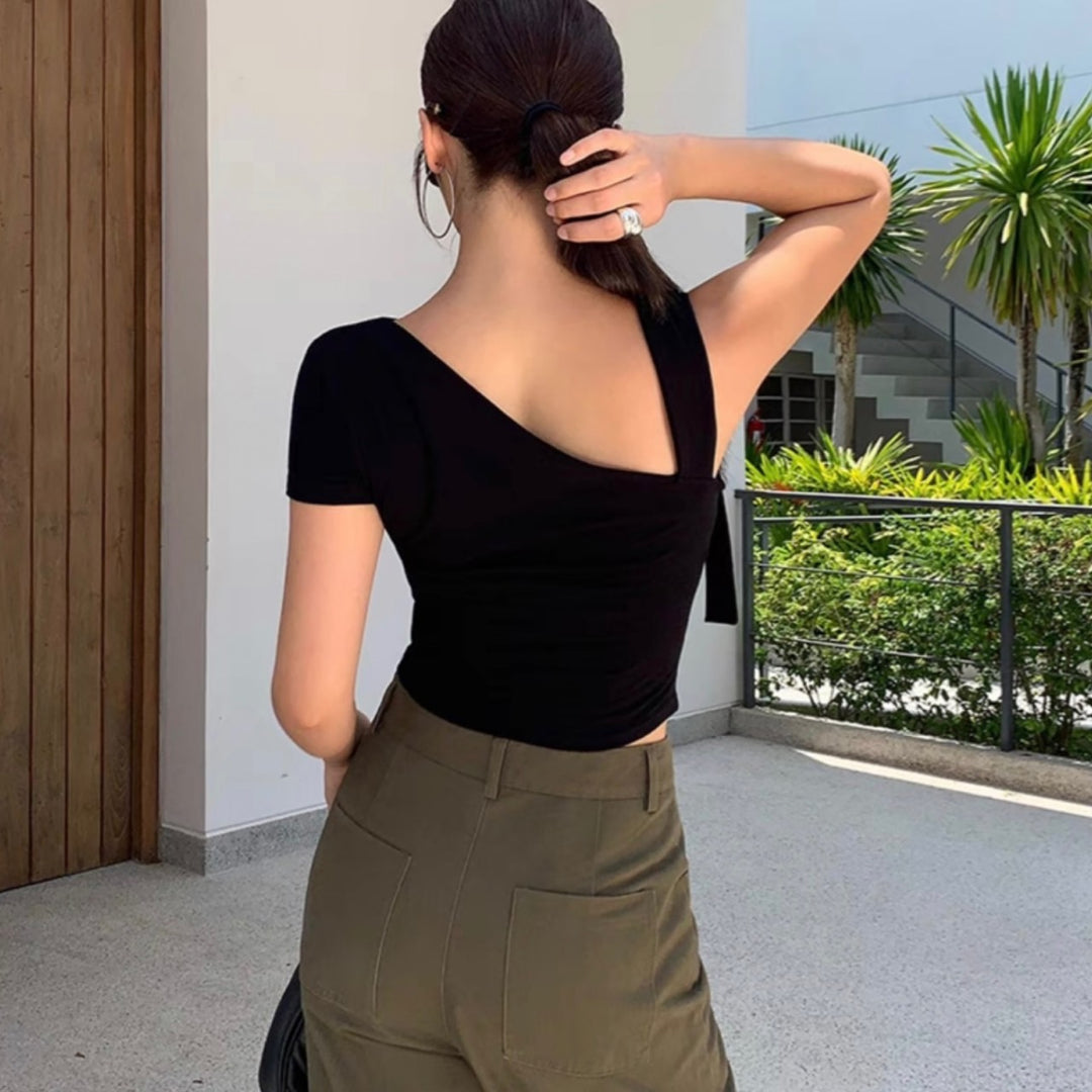 [Small Black, same-day shipping] One-sided belt loop top
