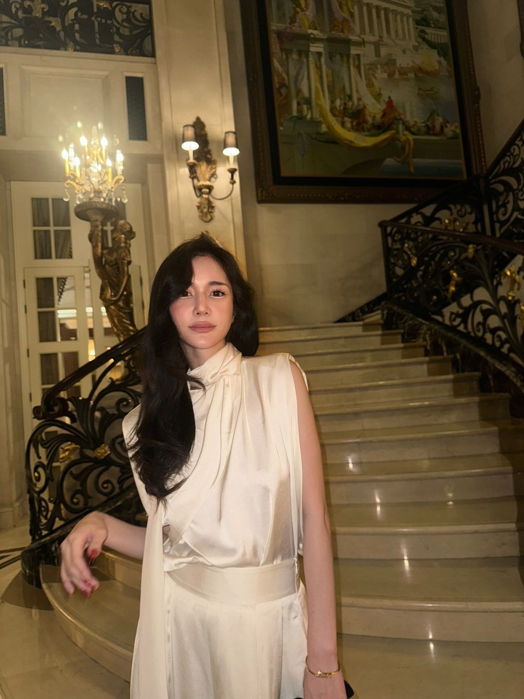 【3月末発送】Matte satin blouse with stole