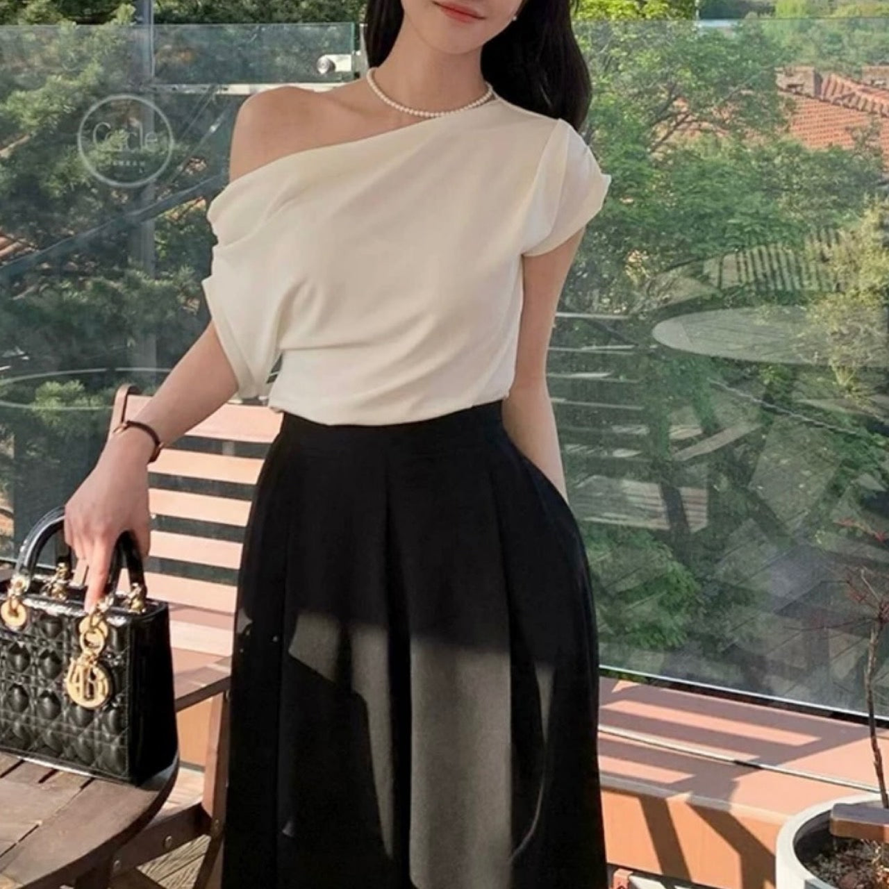 即日発送】ワンサイドオフショルダーTシャツ – TORUGATO