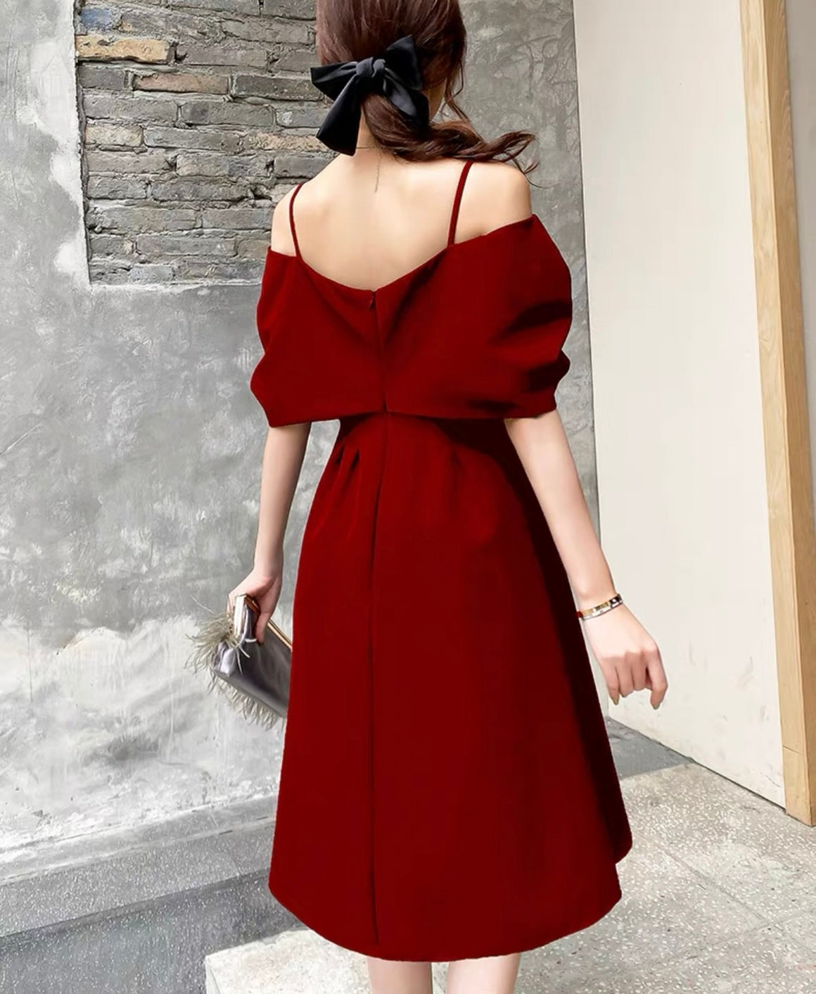 Off shoulder dress dress [Dress up]