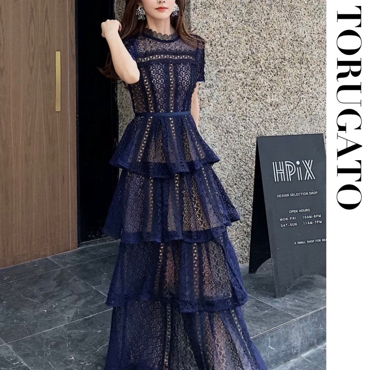 Sheer lace maxi dress [dress up]