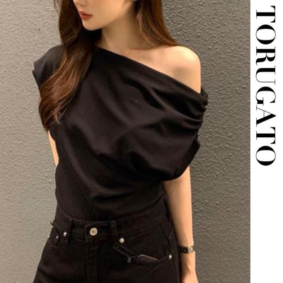 [Same day shipping] One side off shoulder T-shirt